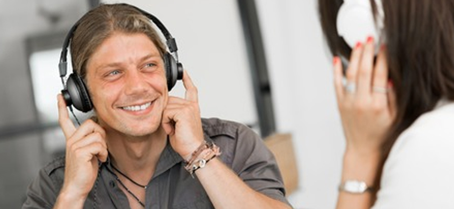 6 Crucial Pieces of Co-writer Information You Need To Get When Collaborating